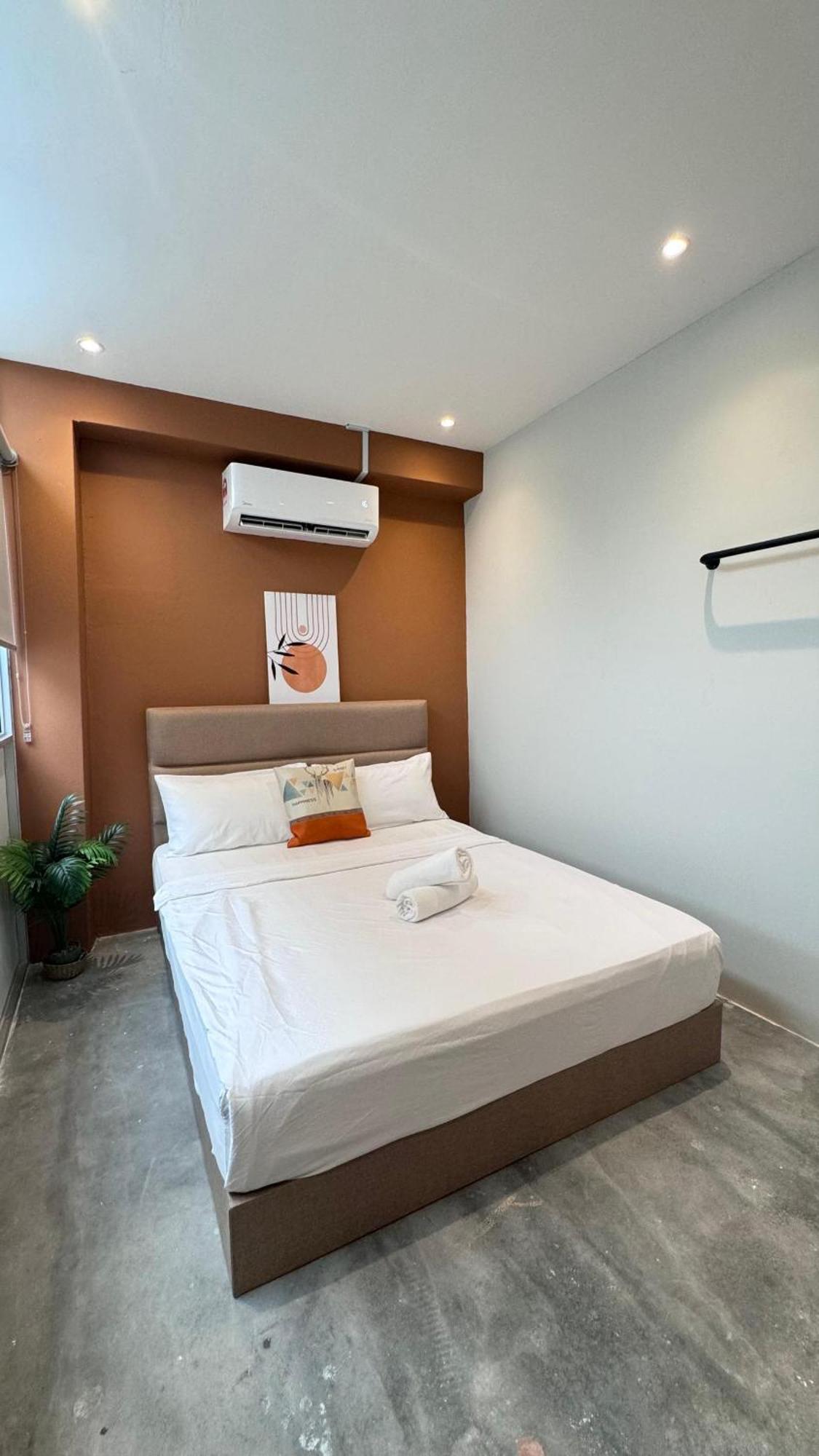 Swing & Pillows - Lebuh Victoria, Penang Τζωρτζ Τάουν Εξωτερικό φωτογραφία