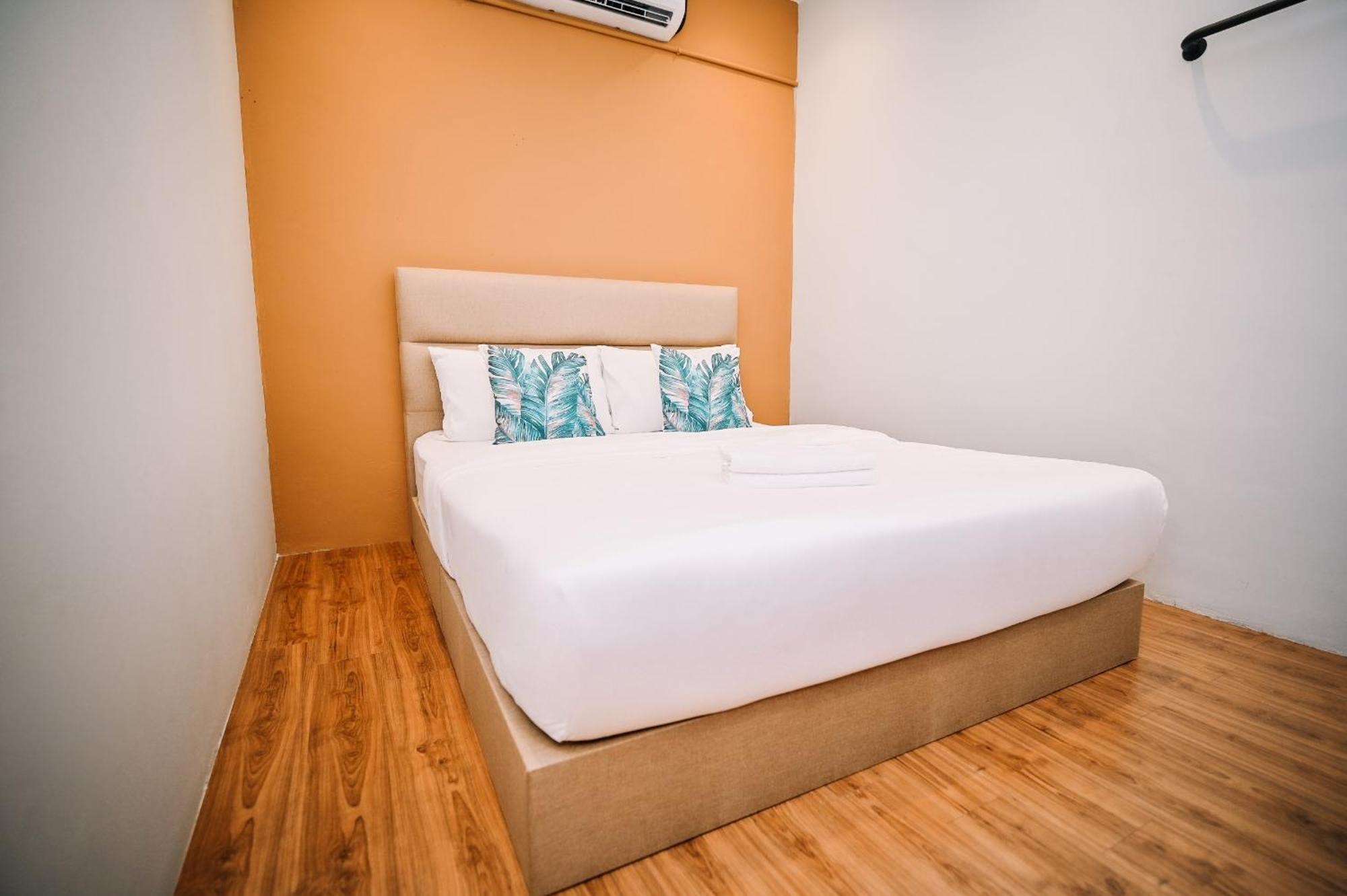 Swing & Pillows - Lebuh Victoria, Penang Τζωρτζ Τάουν Εξωτερικό φωτογραφία